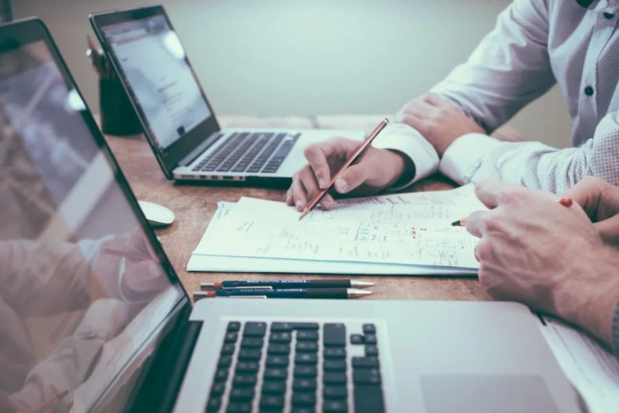 Por que a abertura de posto de combustível é diferente? — GSL Assessoria Contábil
